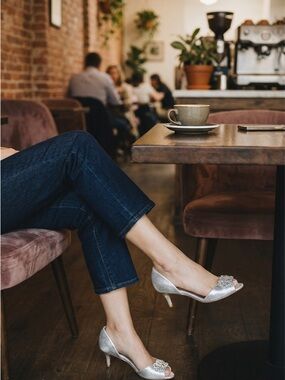 Women's Dark Blue Straight-Leg Jeans